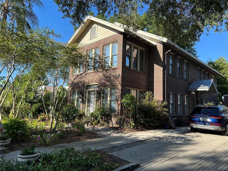 5205 Central Ave, Tampa, FL 33603