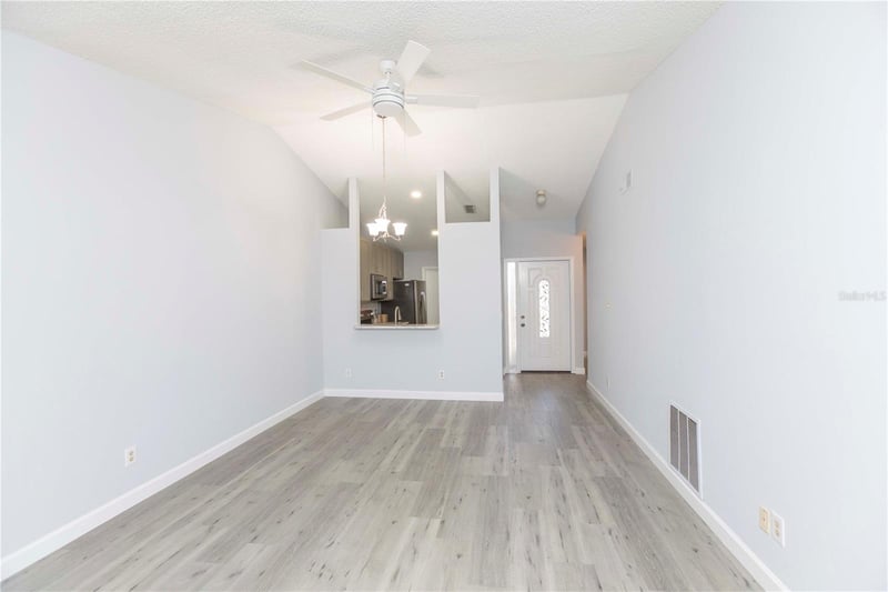 327 Phlox Dr #327, Palm Harbor, FL 34684