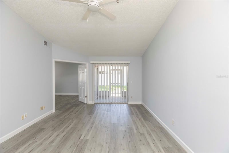 327 Phlox Dr #327, Palm Harbor, FL 34684