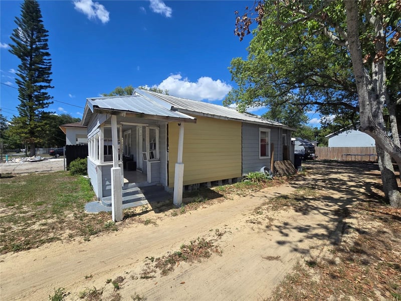 3703 51st St, Tampa, FL 33619