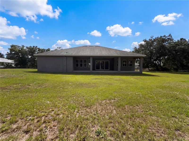 401 River Bed Ct, Wimauma, FL 33598