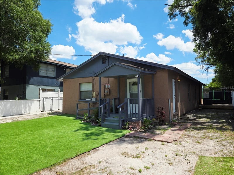 1617 Idell St, Tampa, FL 33604