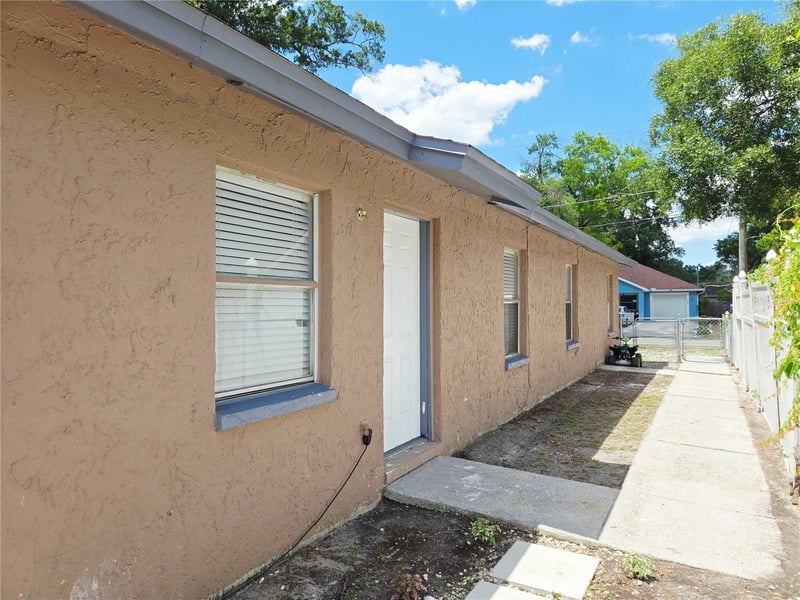1617 Idell St, Tampa, FL 33604