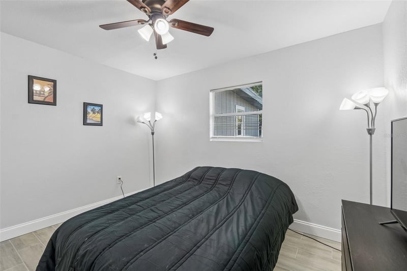 2105 46th Avenue Dr, Bradenton, FL 34207