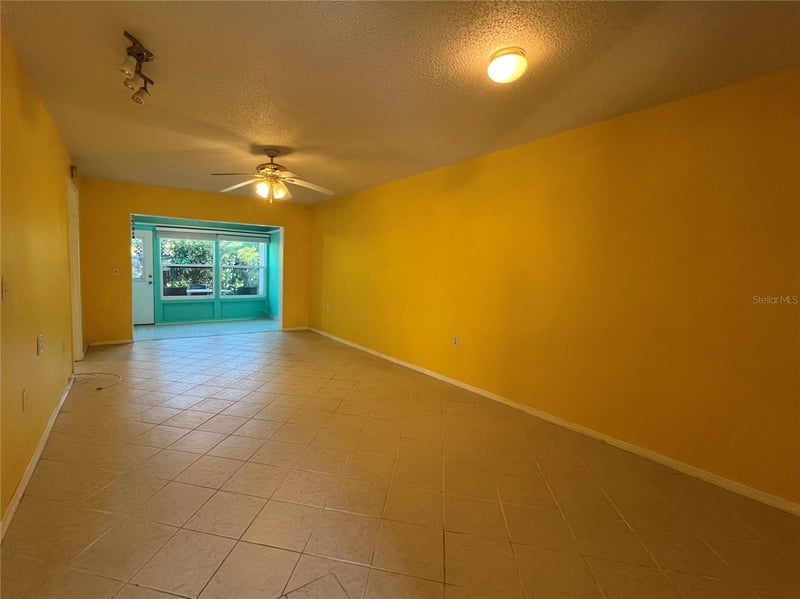 2971 Mission Dr #54F, Clearwater, FL 33759