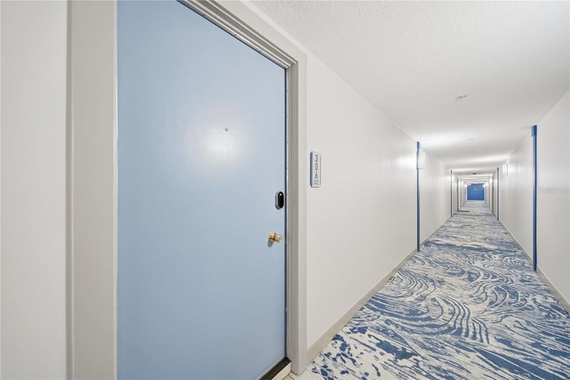 1 Key Capri #603W, Treasure Island, FL 33706