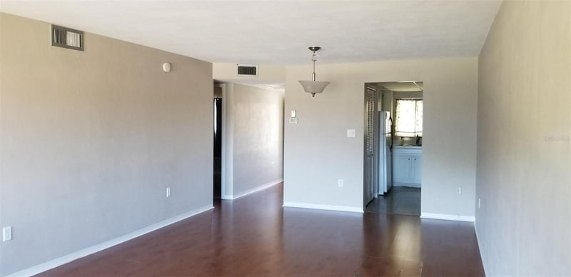 4570 Overlook Dr Ne #283, St Petersburg, FL 33703