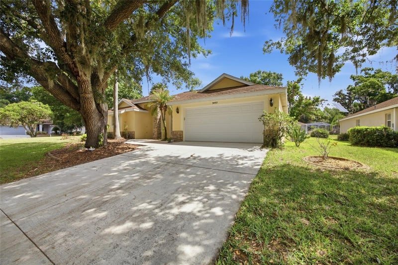 3402 Silver Meadow Way, Plant City, FL 33566