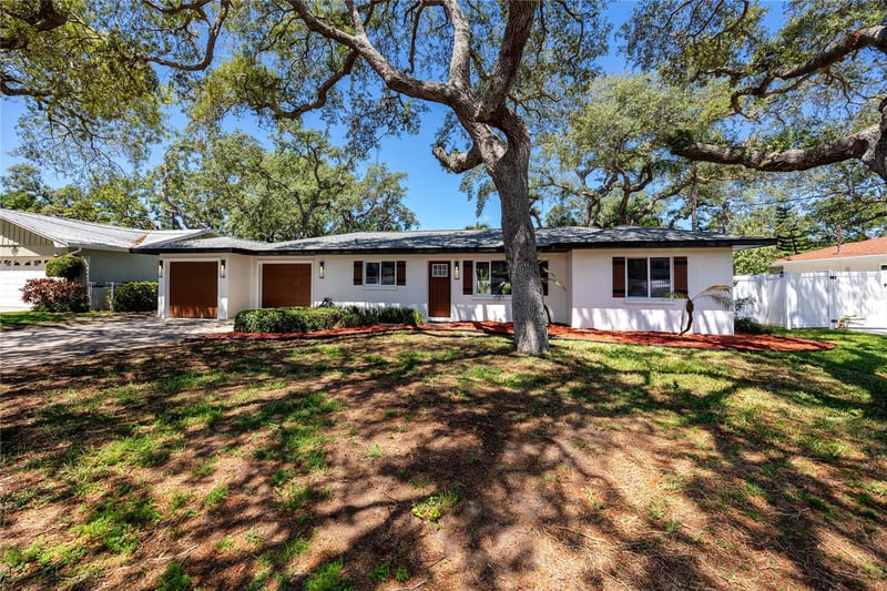 12240 143rd St, Largo, FL 33774
