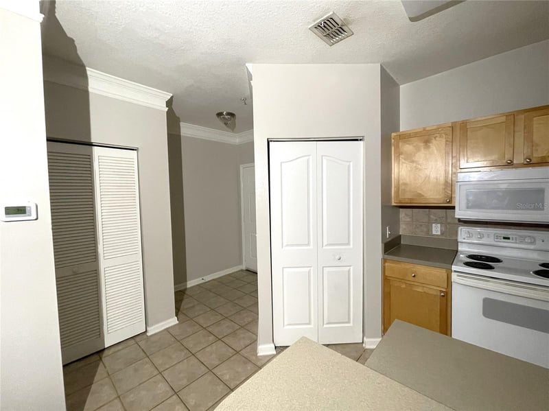 4207 Dale Mabry Hw #9201, Tampa, FL 33611