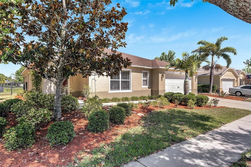 5204 Moon Shell Dr, Apollo Beach, FL 33572