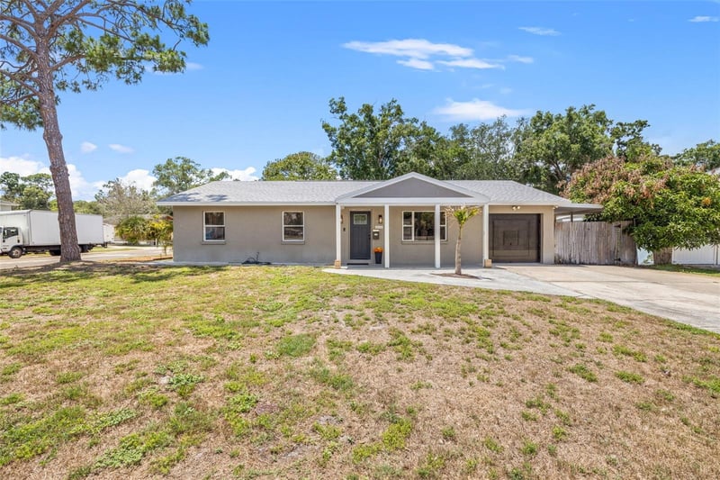 6802 Cresthill Ct, Tampa, FL 33615