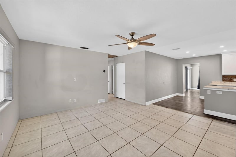 6670 26th Way, St Petersburg, FL 33703