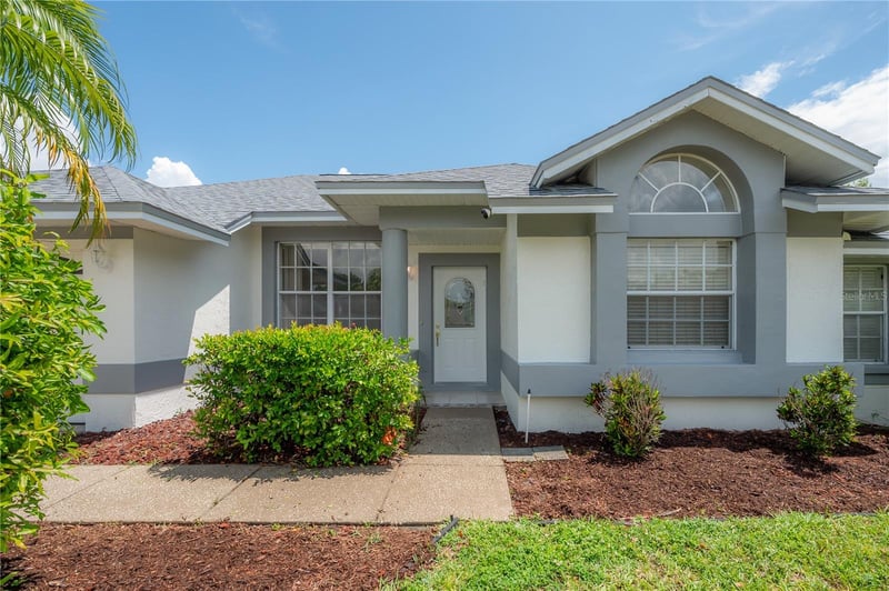 15121 Heathridge Dr, Tampa, FL 33625