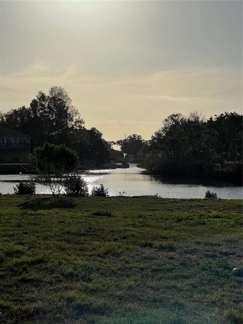 14539 Old Dixie Hw, Hudson, FL 34667