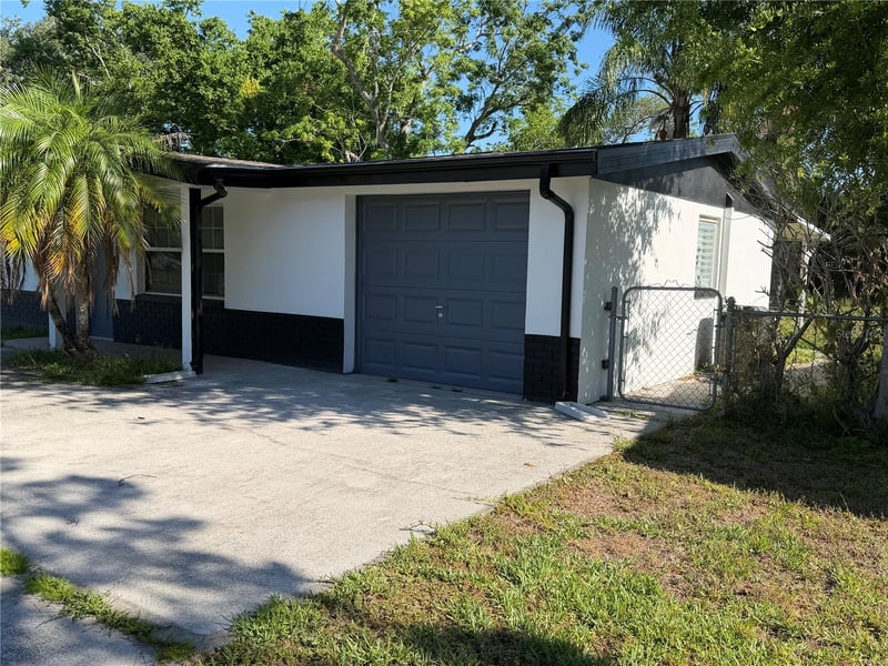 6845 Carob Dr, New Port Richey, FL 34653