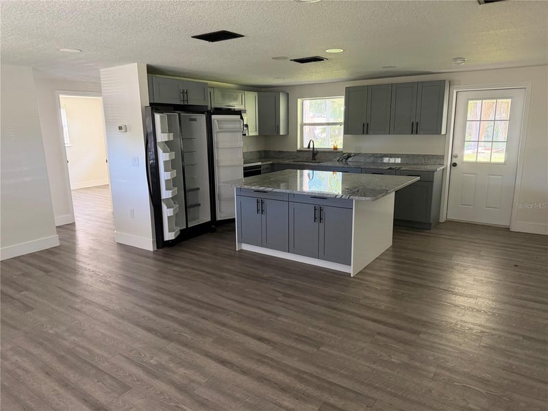 6845 Carob Dr, New Port Richey, FL 34653