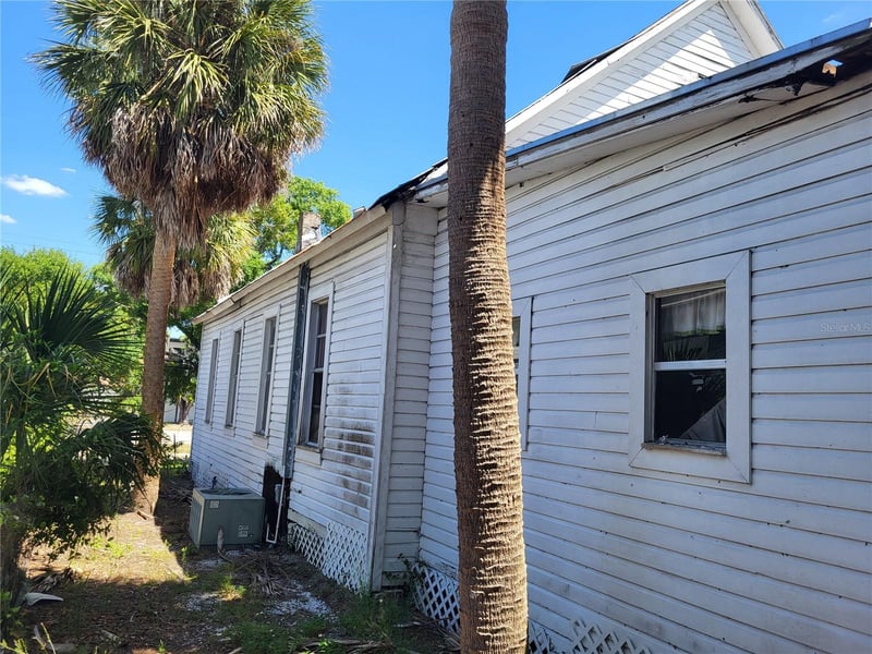 2902 Albany Ave, Tampa, FL 33607