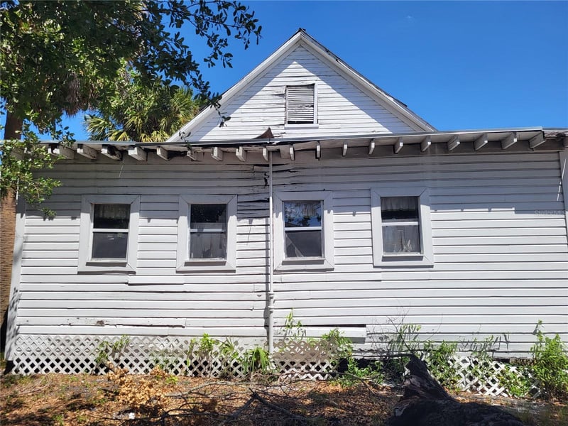 2902 Albany Ave, Tampa, FL 33607