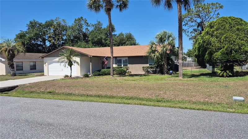 4625 Canterbury Dr, Land O Lakes, FL 34639