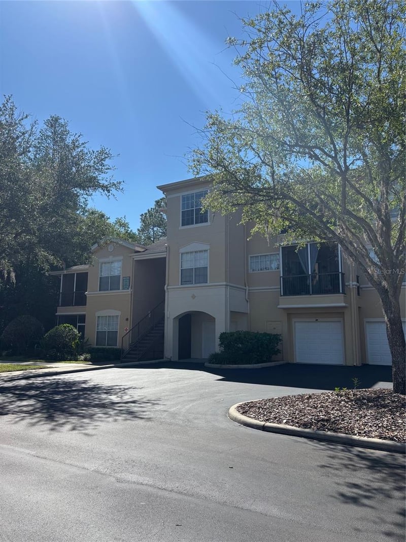 5125 Palm Springs Blvd #1202, Tampa, FL 33647