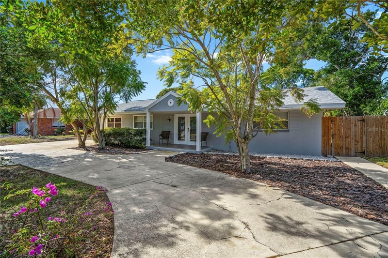 1626 Young Ave, Clearwater, FL 33756