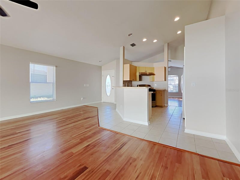 3110 Summer Cruise Dr, Valrico, FL 33594