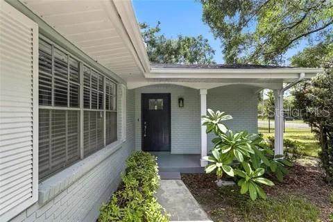 2510 Lake Ellen Dr, Tampa, FL 33618
