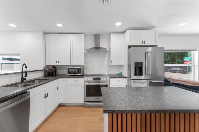 501 Cluster Ave, Tampa, FL 33604