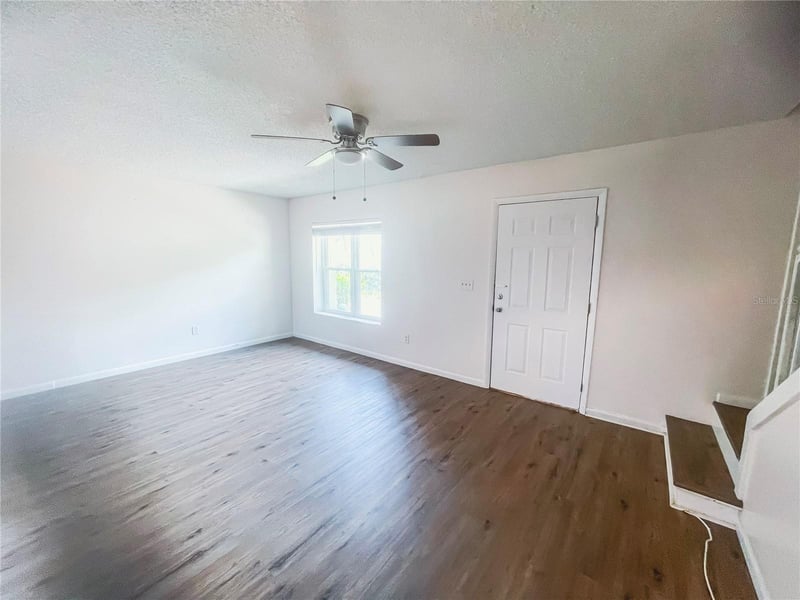 7107 Hernando Ct, Tampa, FL 33615
