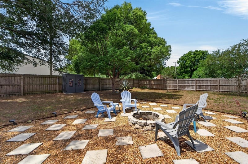 2819 Laurel Leaf Dr, Valrico, FL 33594