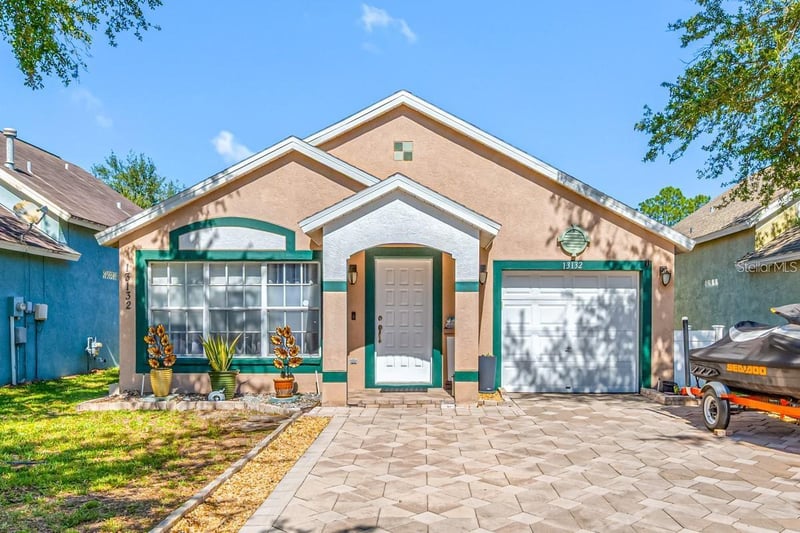 13132 Carrollwood Creek Dr, Tampa, FL 33624