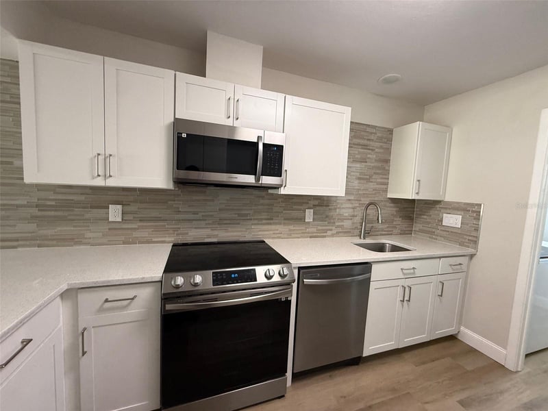 3505 Tarpon Woods Blvd #J408, Palm Harbor, FL 34685