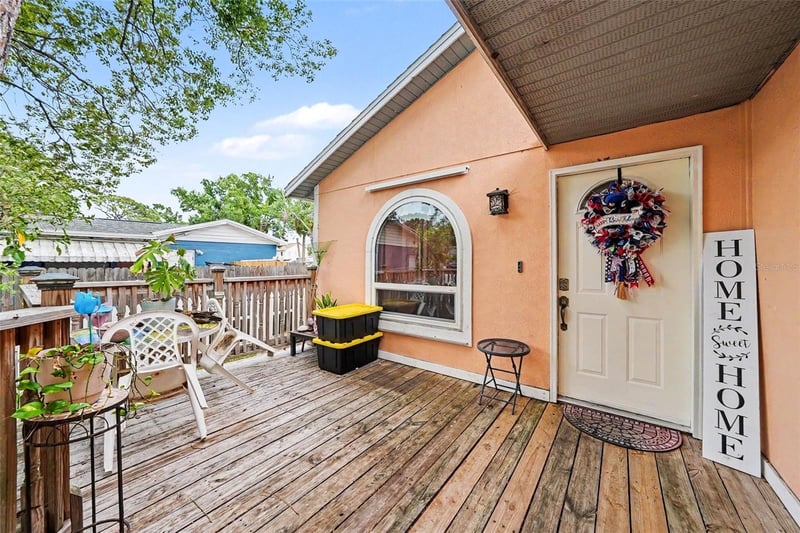 5560 76th Ave, Pinellas Park, FL 33781