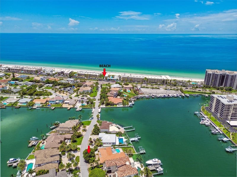 205 Harrison Ave, Belleair Beach, FL 33786
