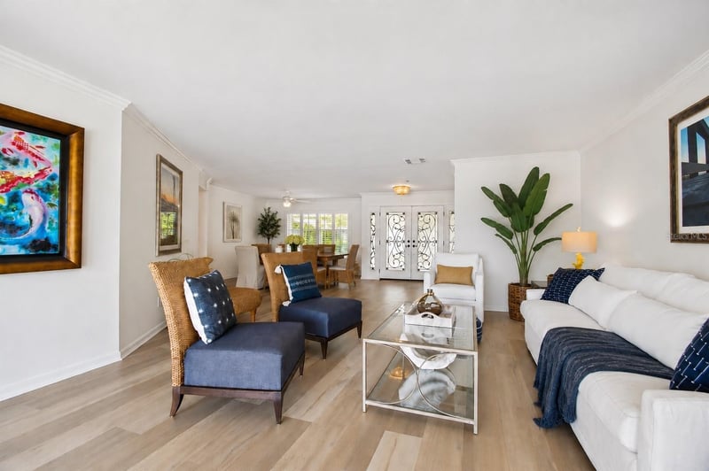 205 Harrison Ave, Belleair Beach, FL 33786
