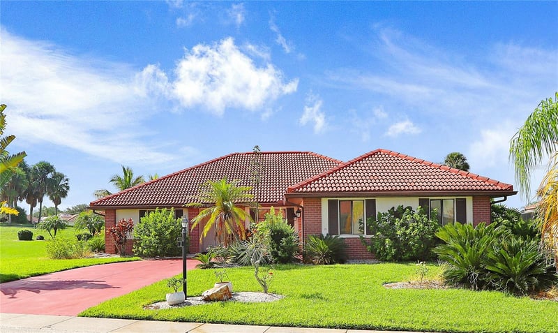 1826 Wolf Laurel Dr, Sun City Center, FL 33573