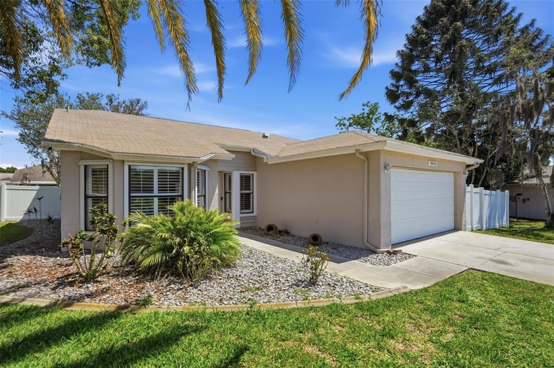10616 Bucks Rn, New Port Richey, FL 34654