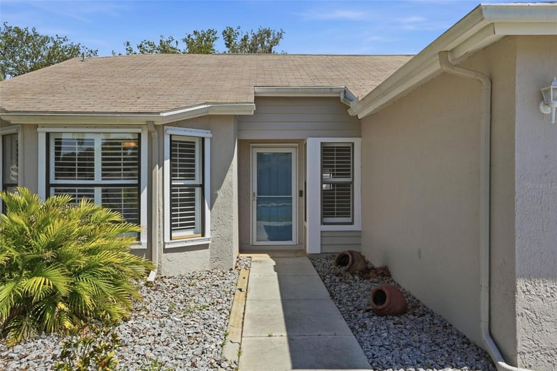 10616 Bucks Rn, New Port Richey, FL 34654