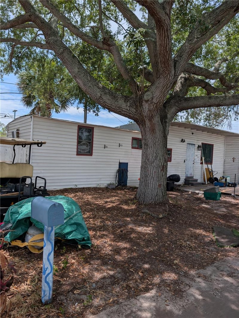 2561 Bermuda St, Clearwater, FL 33763