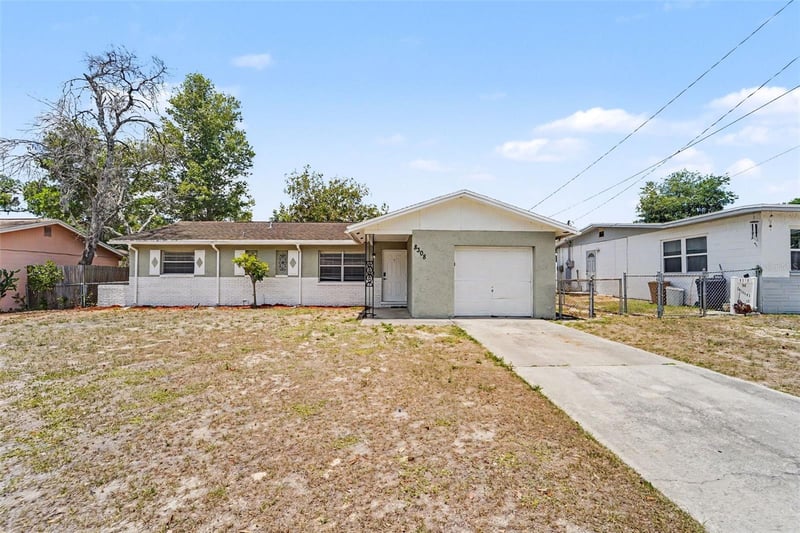 8308 Oleander Ln, Tampa, FL 33637