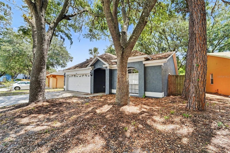7603 Savannah Ln, Tampa, FL 33637