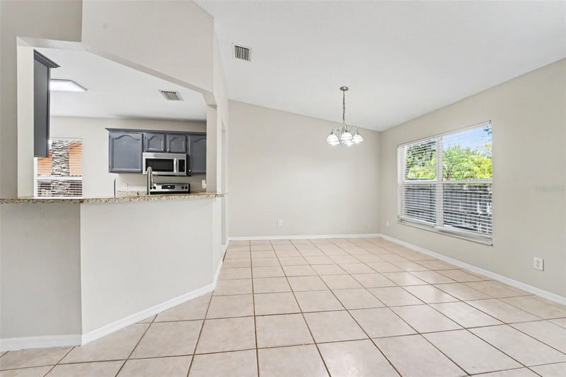 7603 Savannah Ln, Tampa, FL 33637