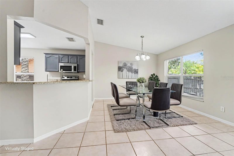 7603 Savannah Ln, Tampa, FL 33637