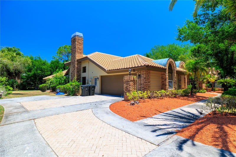 1611 Hampton Ln, Safety Harbor, FL 34695