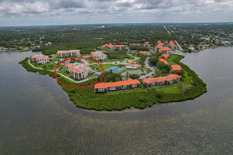 401 Mariner Dr #401, Tarpon Springs, FL 34689