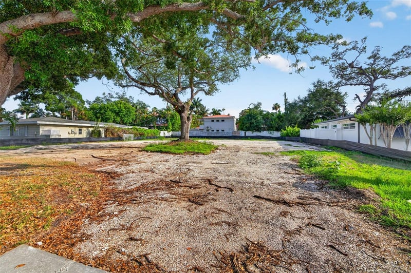 289 Rafael Blvd, St Petersburg, FL 33704