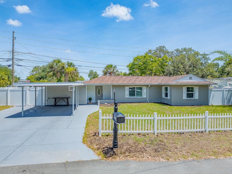 502 Lexington St, Dunedin, FL 34698