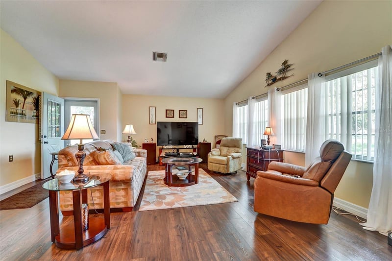 11530 San Remo Ct, Port Richey, FL 34668