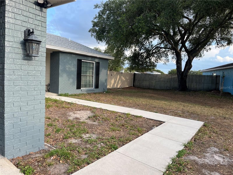 13318 Hollowbend Ln, Riverview, FL 33569